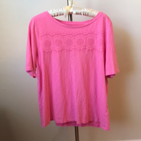 Tops - Talbots XL 100% Cotton Pink Short Sleeve Top w/Embroidery Design